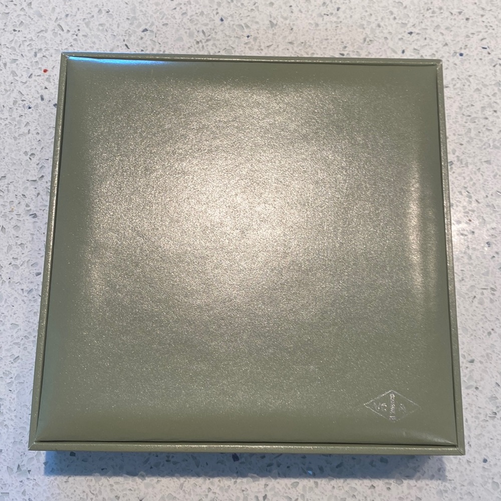 Van Cleef necklace box